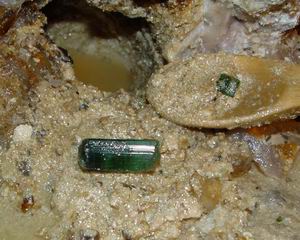 Gem elbaite
